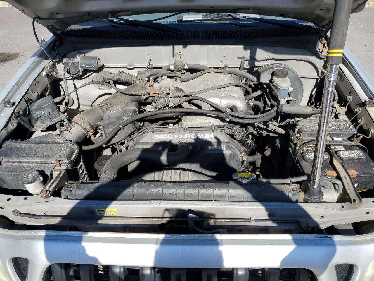 Lot #3309311990 2002 TOYOTA TACOMA DOU