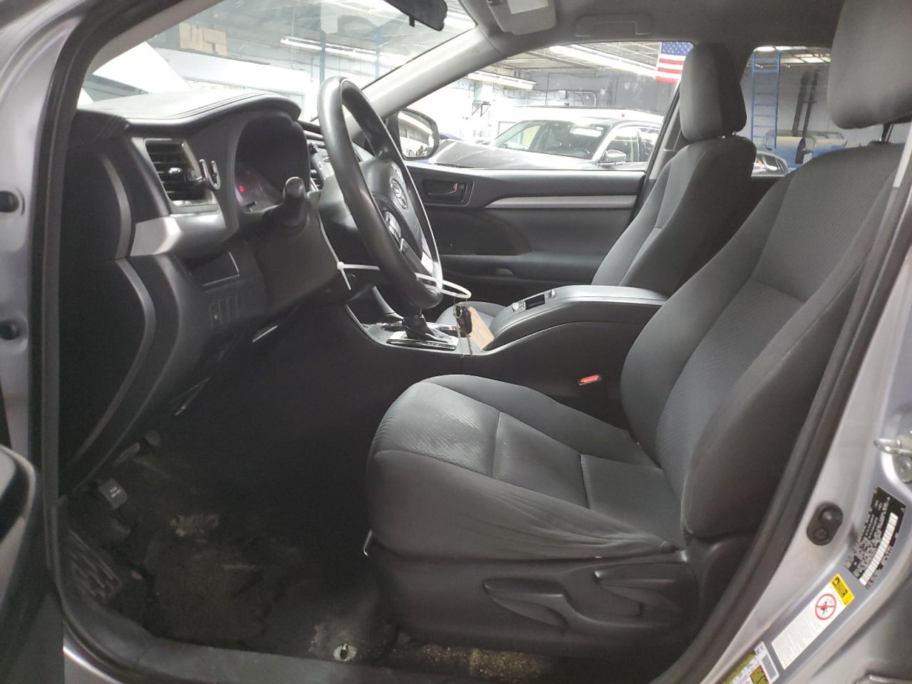 TOYOTA HIGHLANDER LE