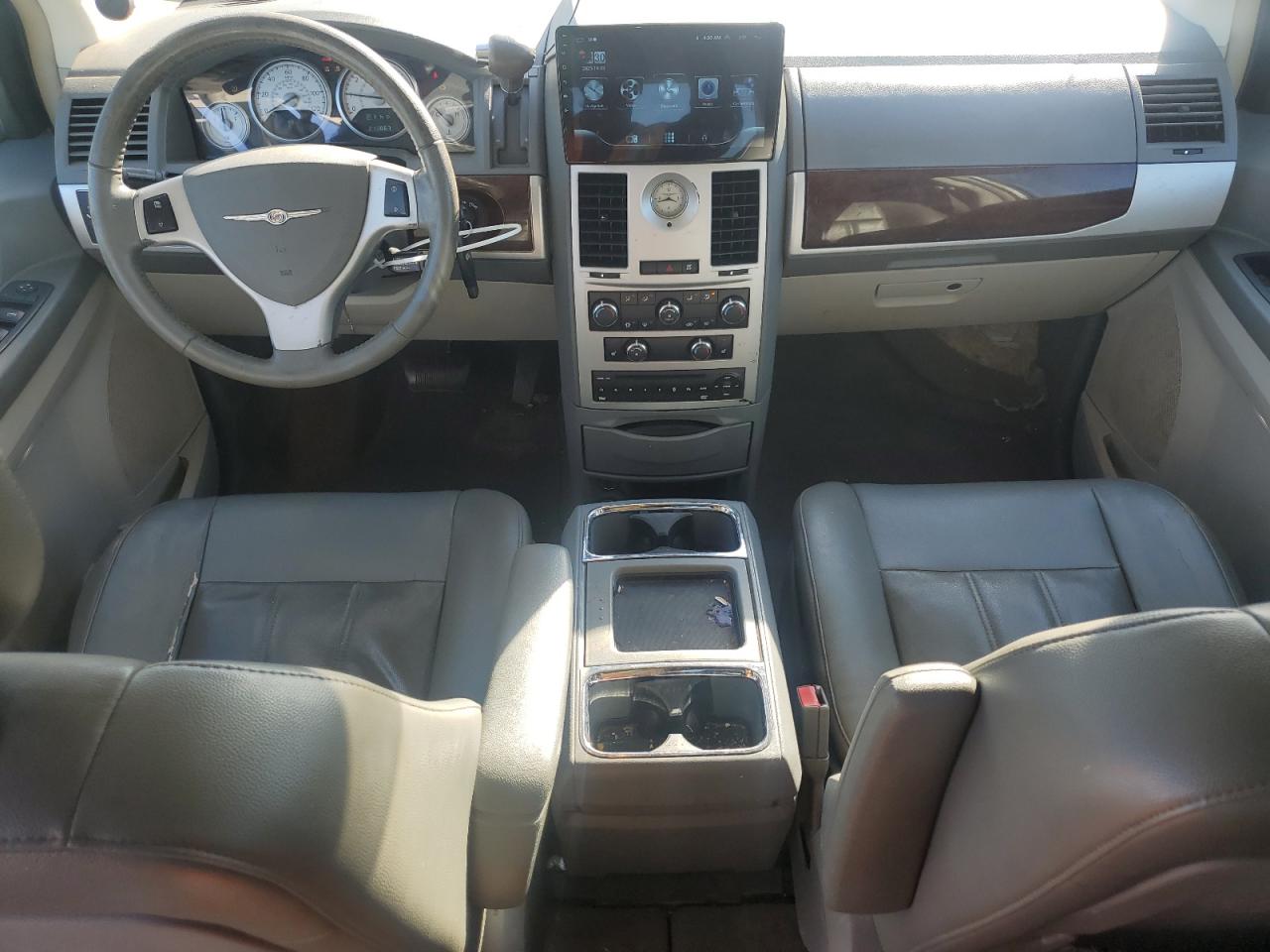 CHRYSLER TOWN & COUNTRY TOURING