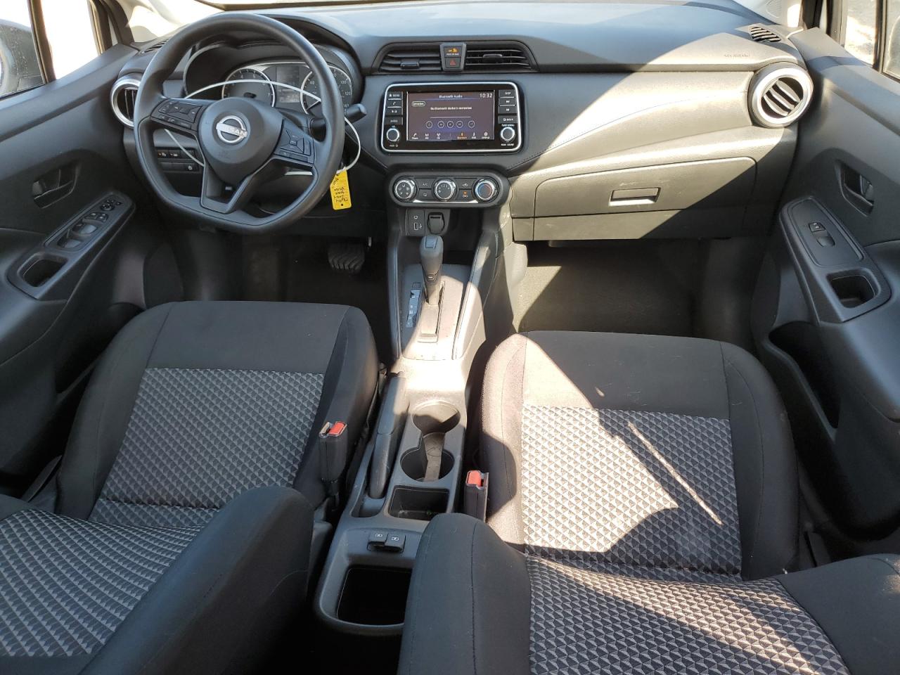 NISSAN VERSA S