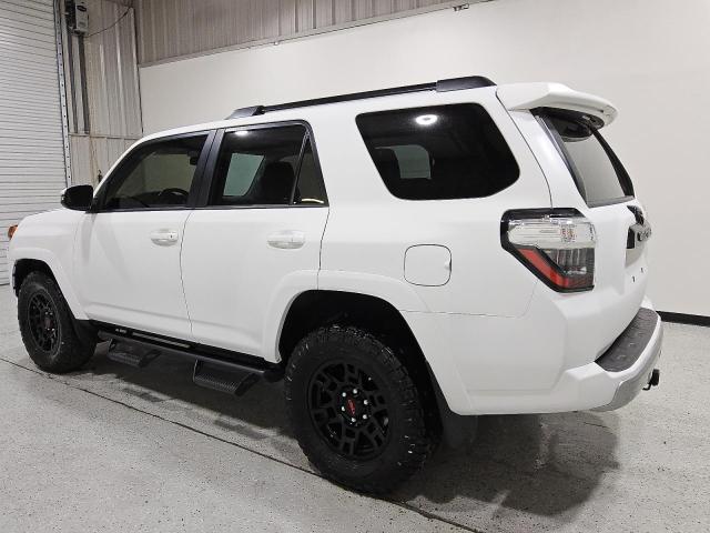 2024 TOYOTA 4RUNNER SR JTERU5JR8R6284716