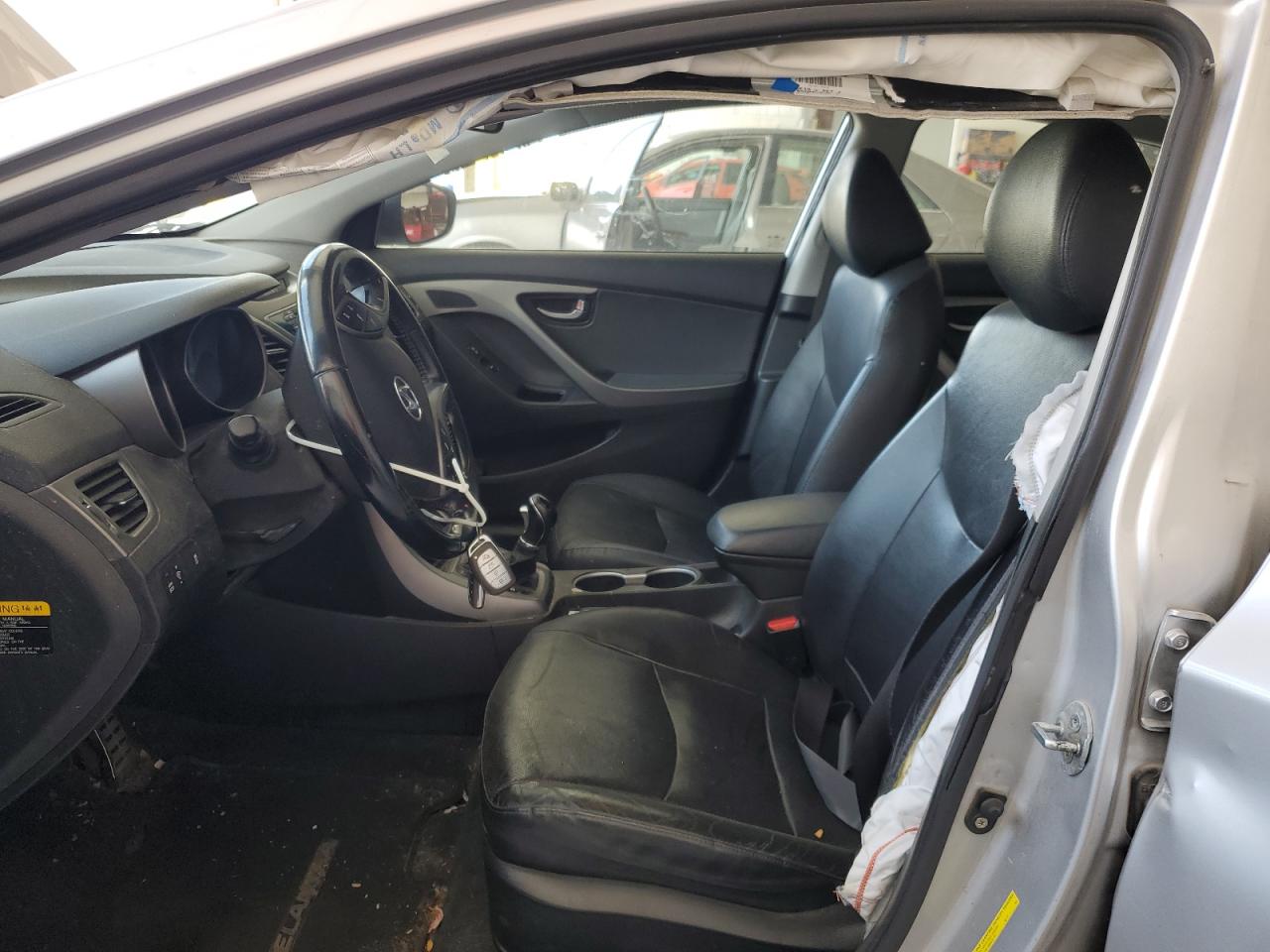 Lot #3302713027 2014 HYUNDAI ELANTRA SE