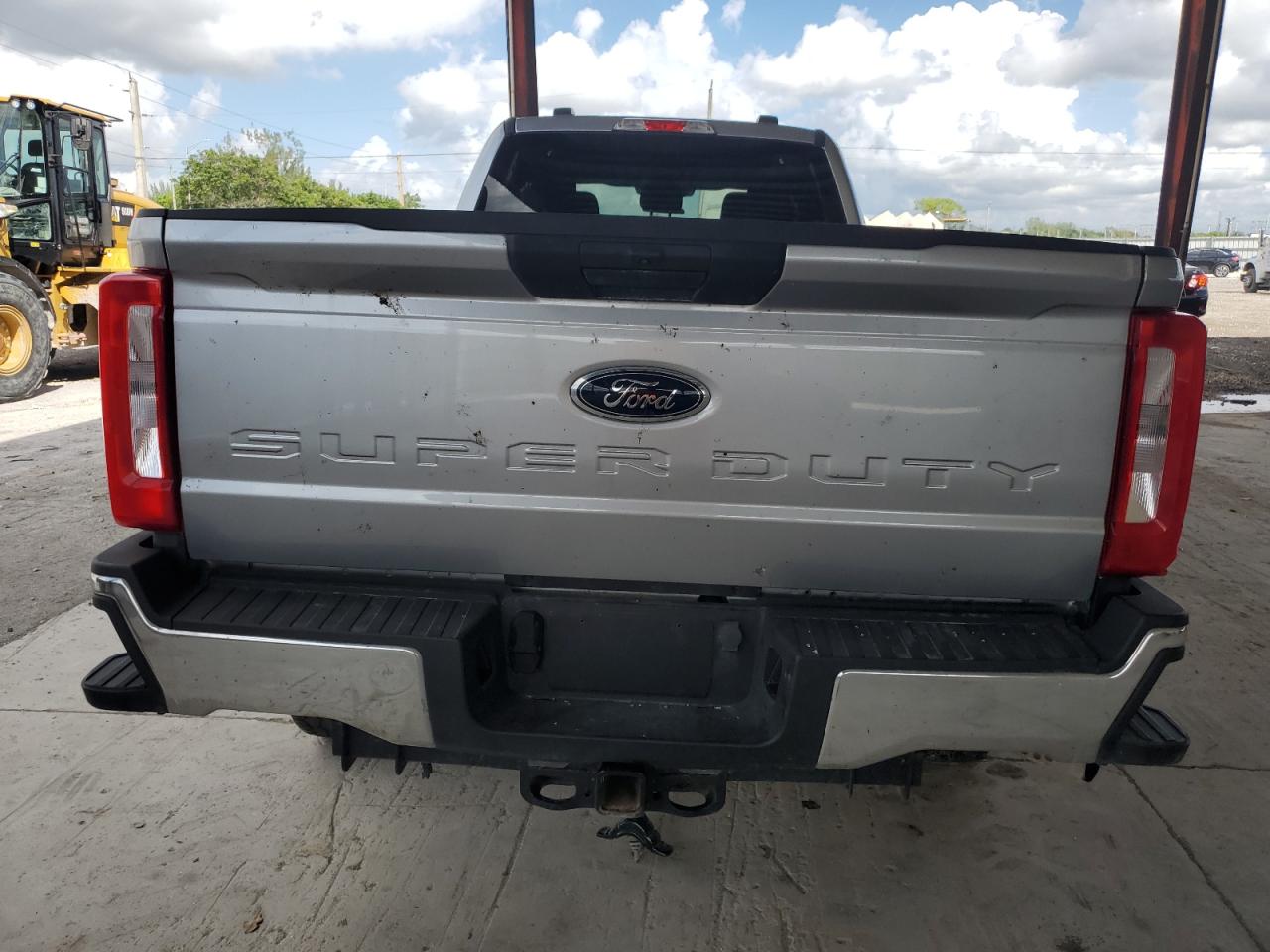 FORD F-250 SUPER DUTY