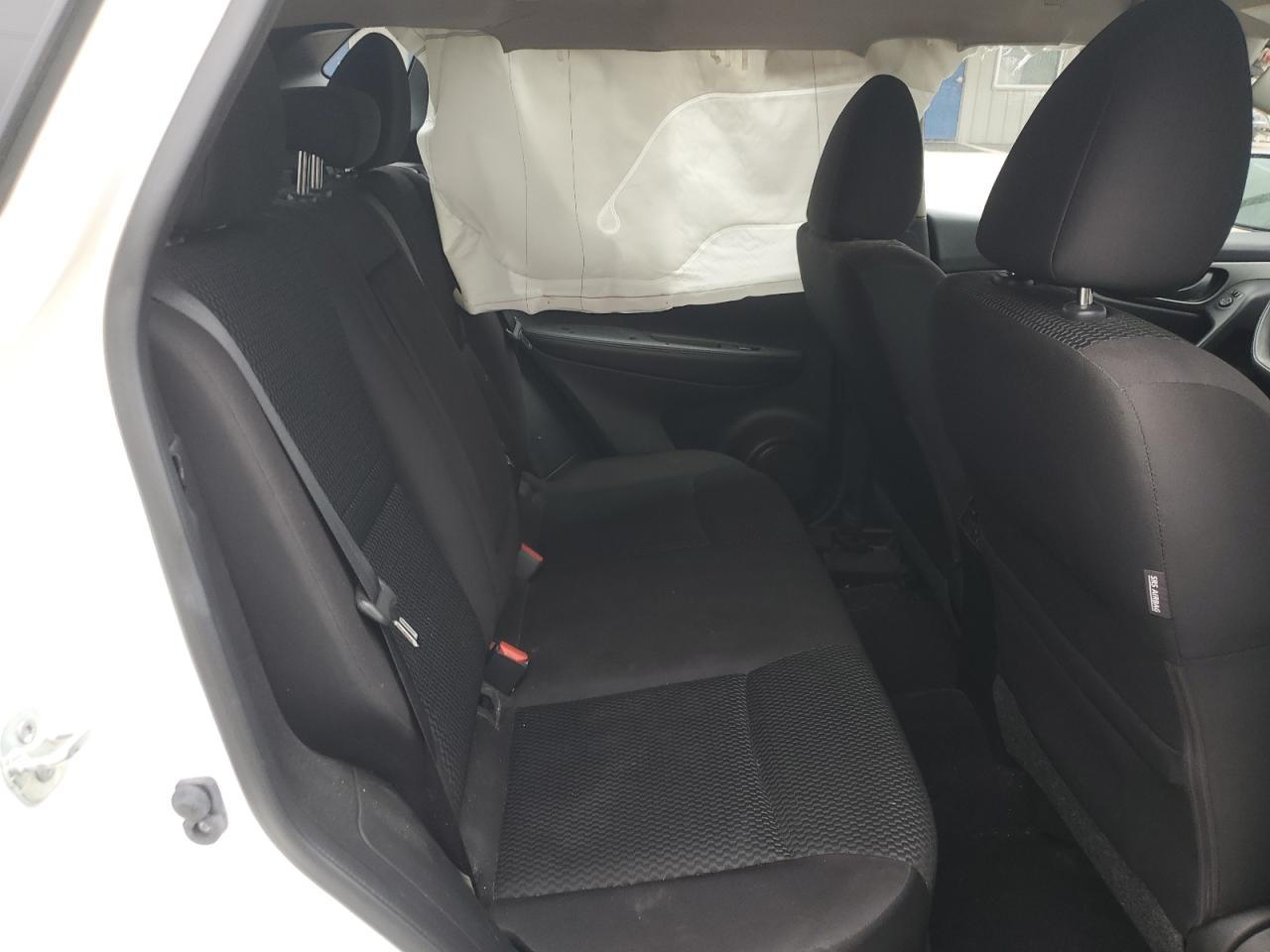 NISSAN ROGUE SPORT S