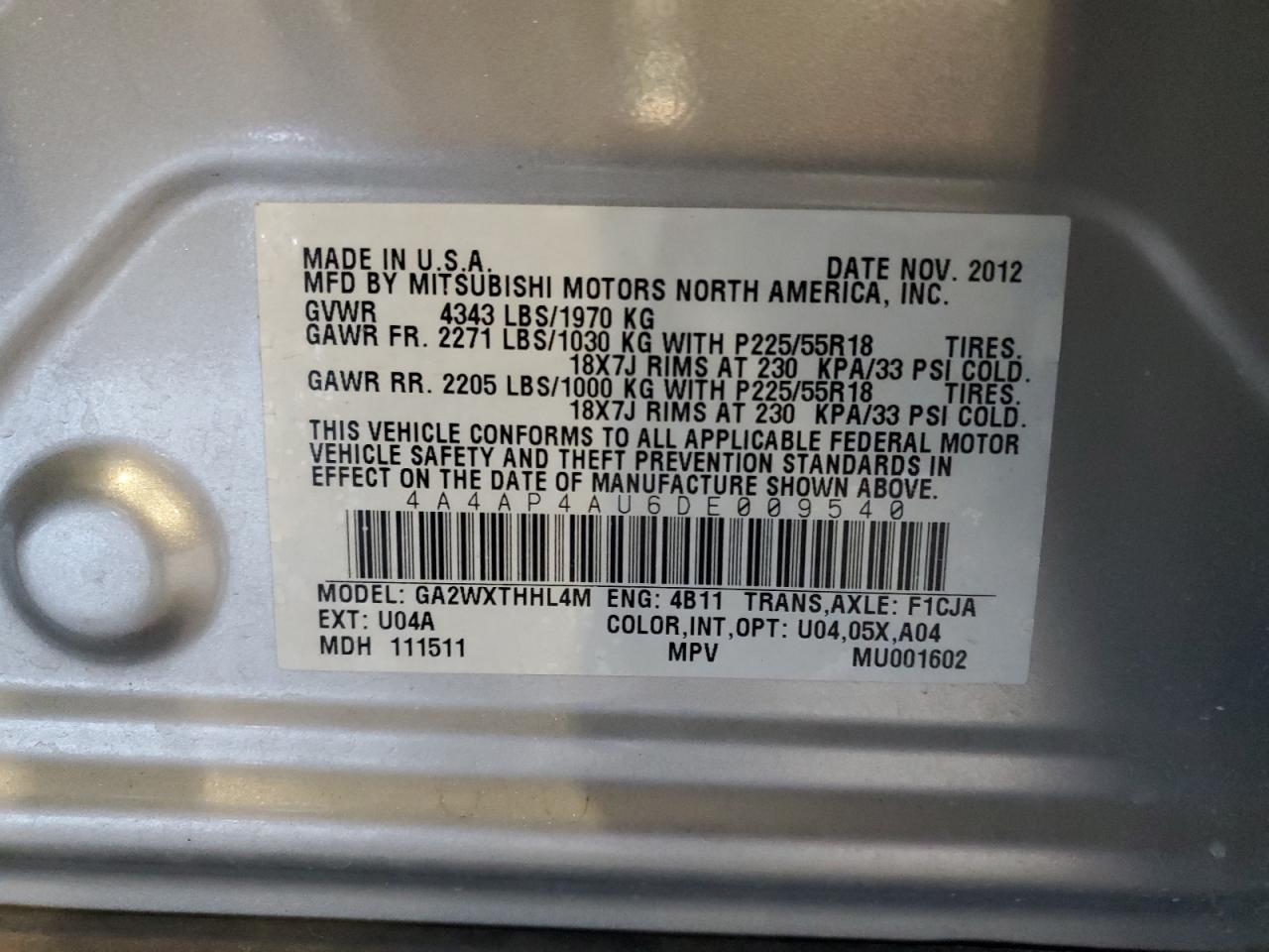 MITSUBISHI OUTLANDER SE