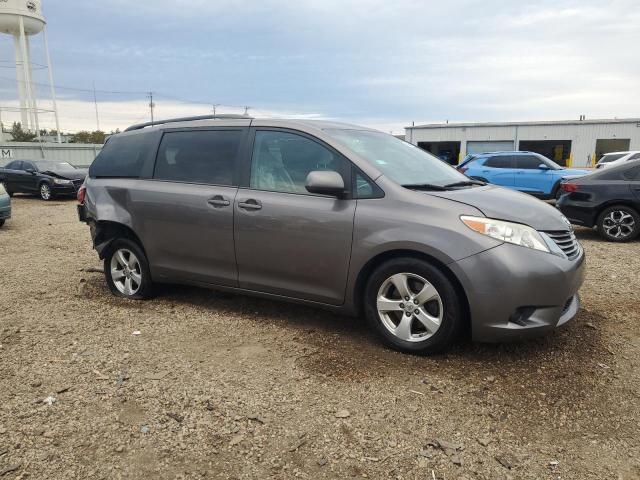2016 TOYOTA SIENNA #3281599392