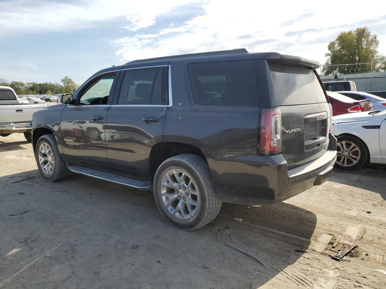 GMC YUKON SLT