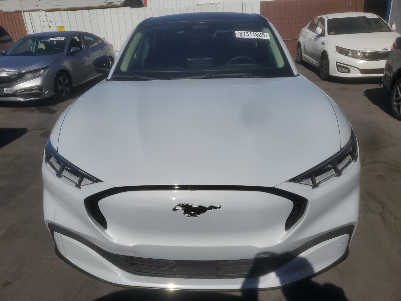 FORD MUSTANG PREMIUM