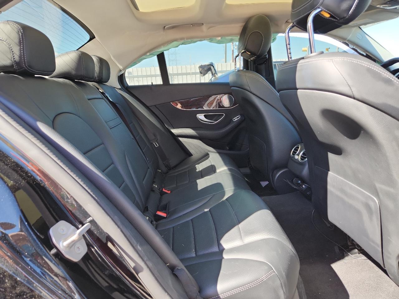 MERCEDES-BENZ C-CLASS 300 4MATIC