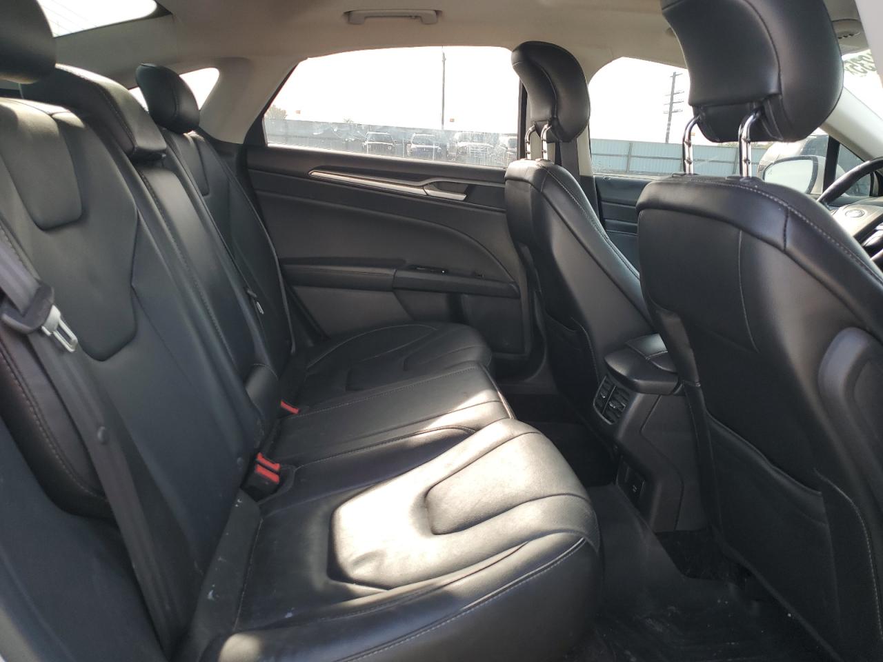 FORD FUSION TITANIUM