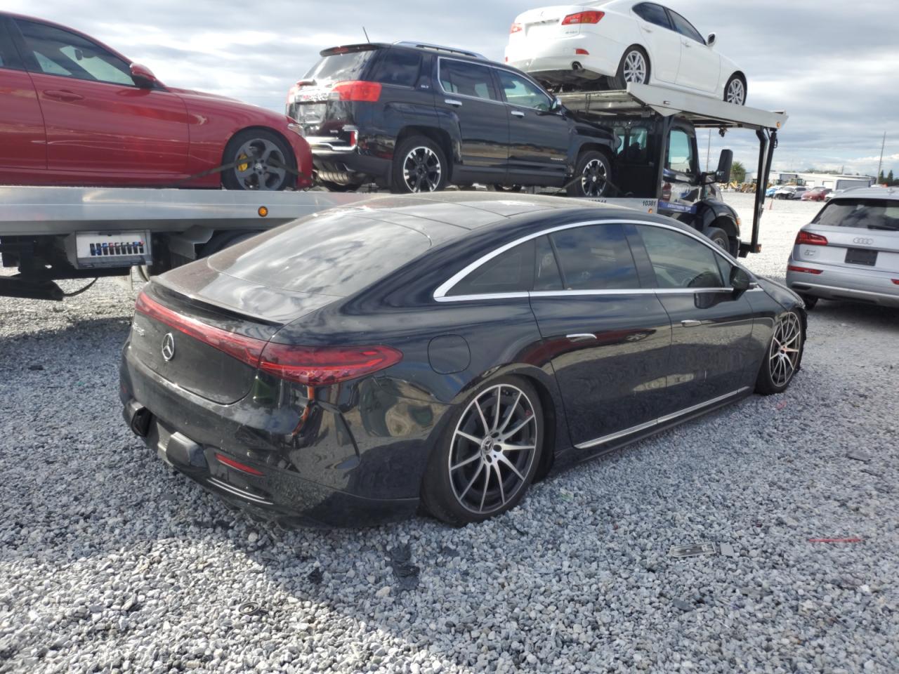 MERCEDES-BENZ EQS 450+