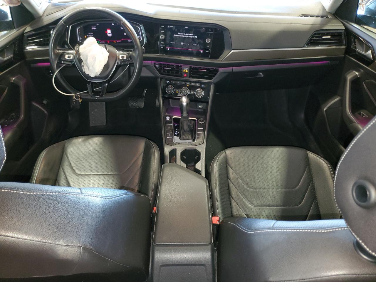 VOLKSWAGEN JETTA SEL PREMIUM