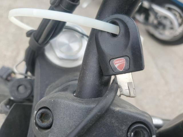 2016 DUCATI MONSTER 82 ZDM1RBTS3GB020507