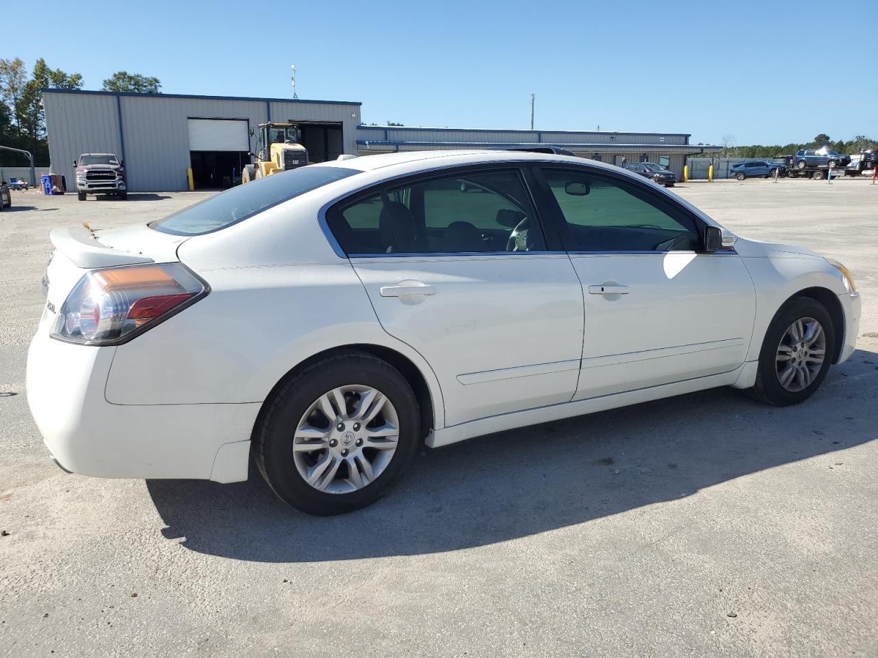 NISSAN ALTIMA BASE