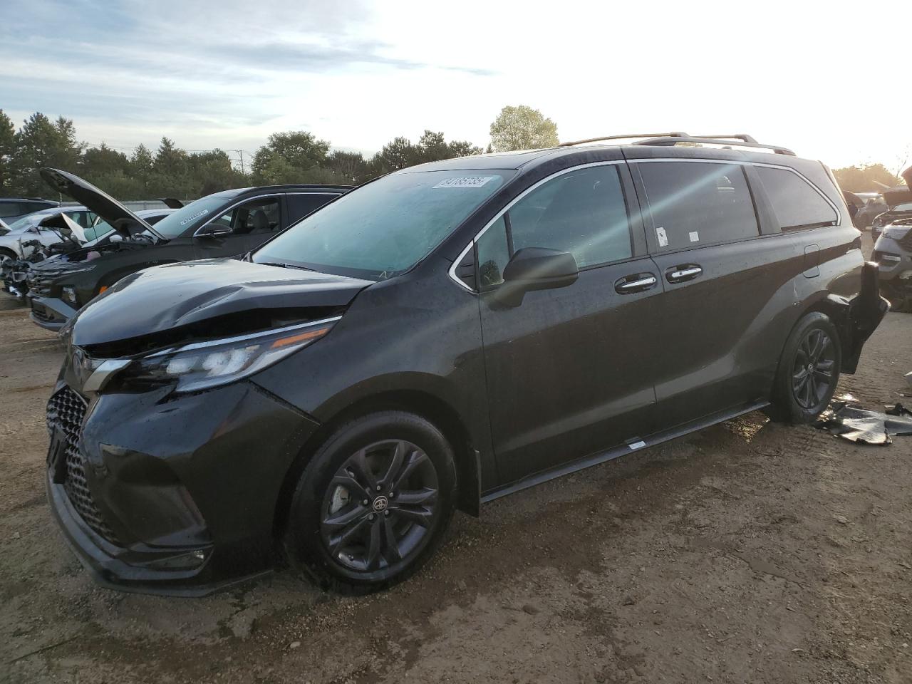TOYOTA SIENNA XSE