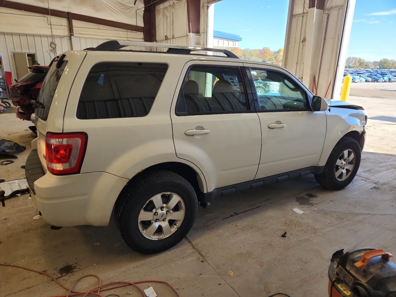 FORD ESCAPE LIMITED