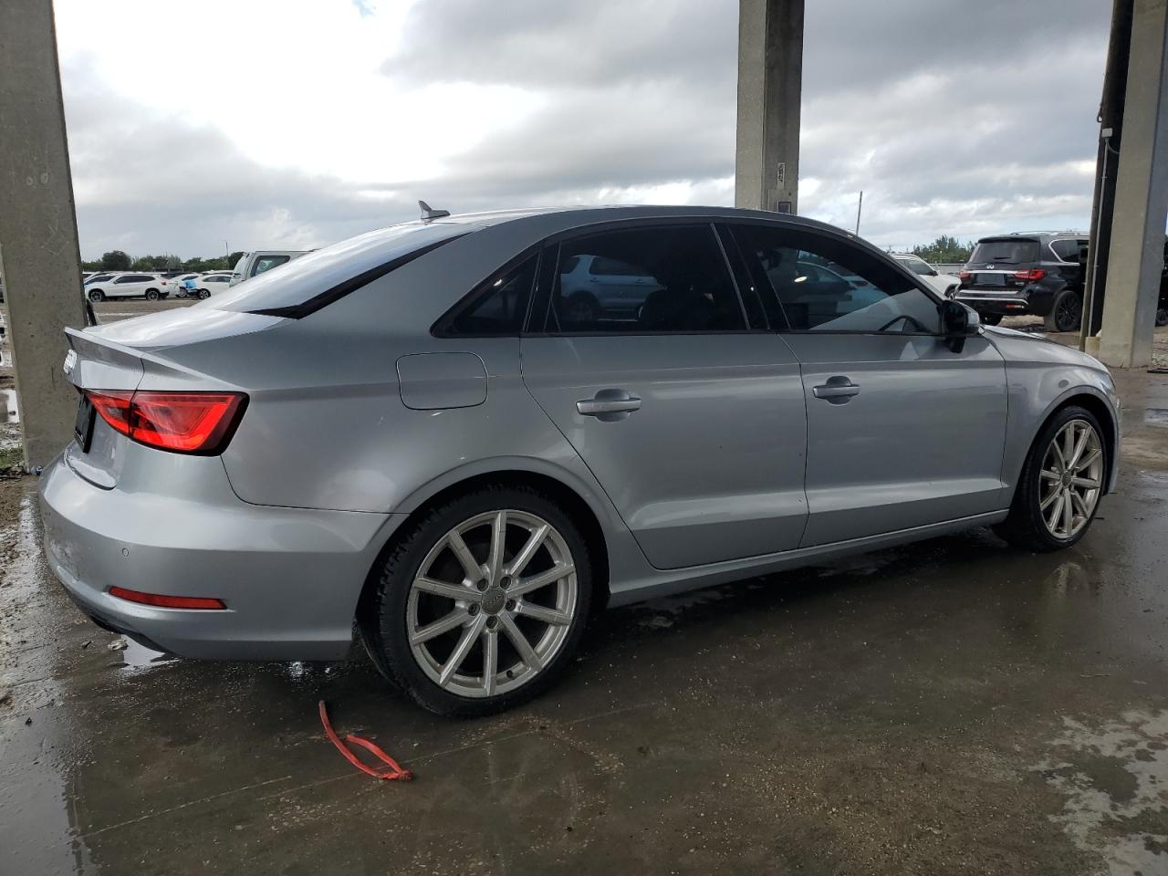 AUDI A3 PREMIUM