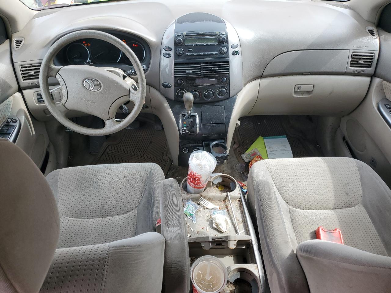 Lot #3310691762 2009 TOYOTA SIENNA CE