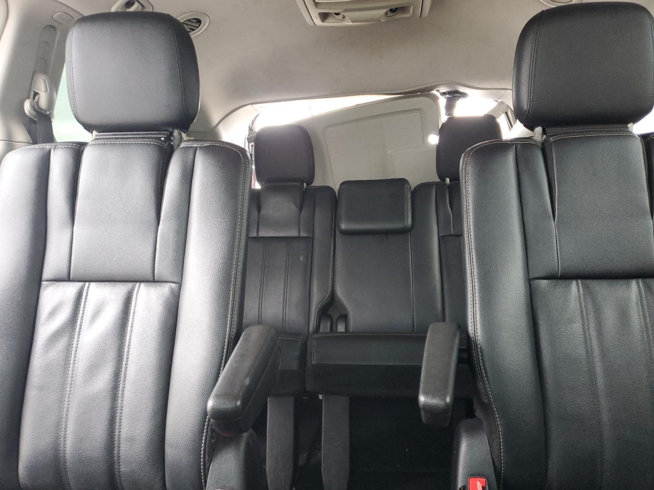 CHRYSLER TOWN & COUNTRY TOURING