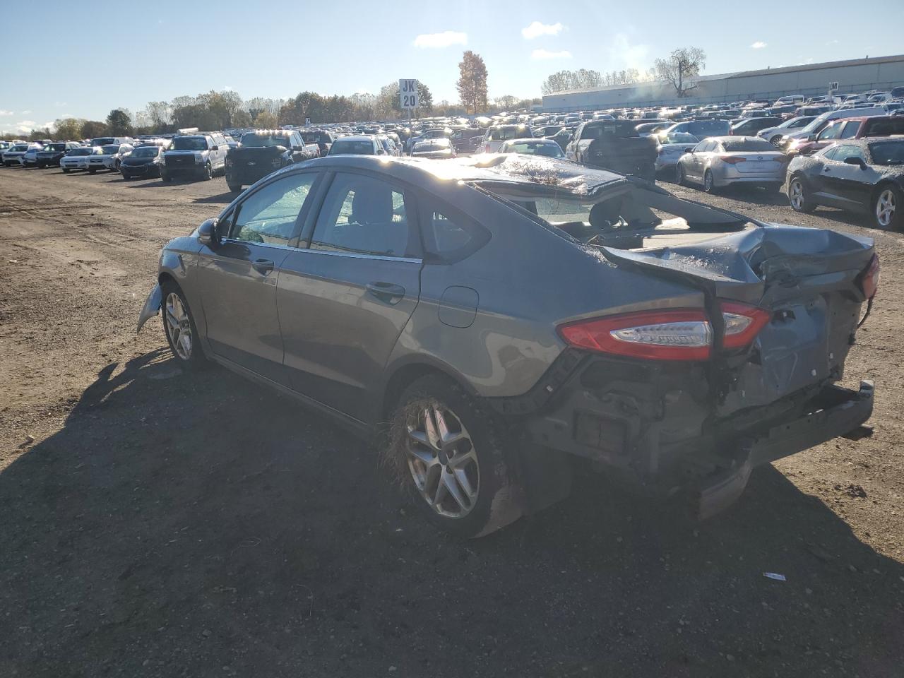 FORD FUSION SE
