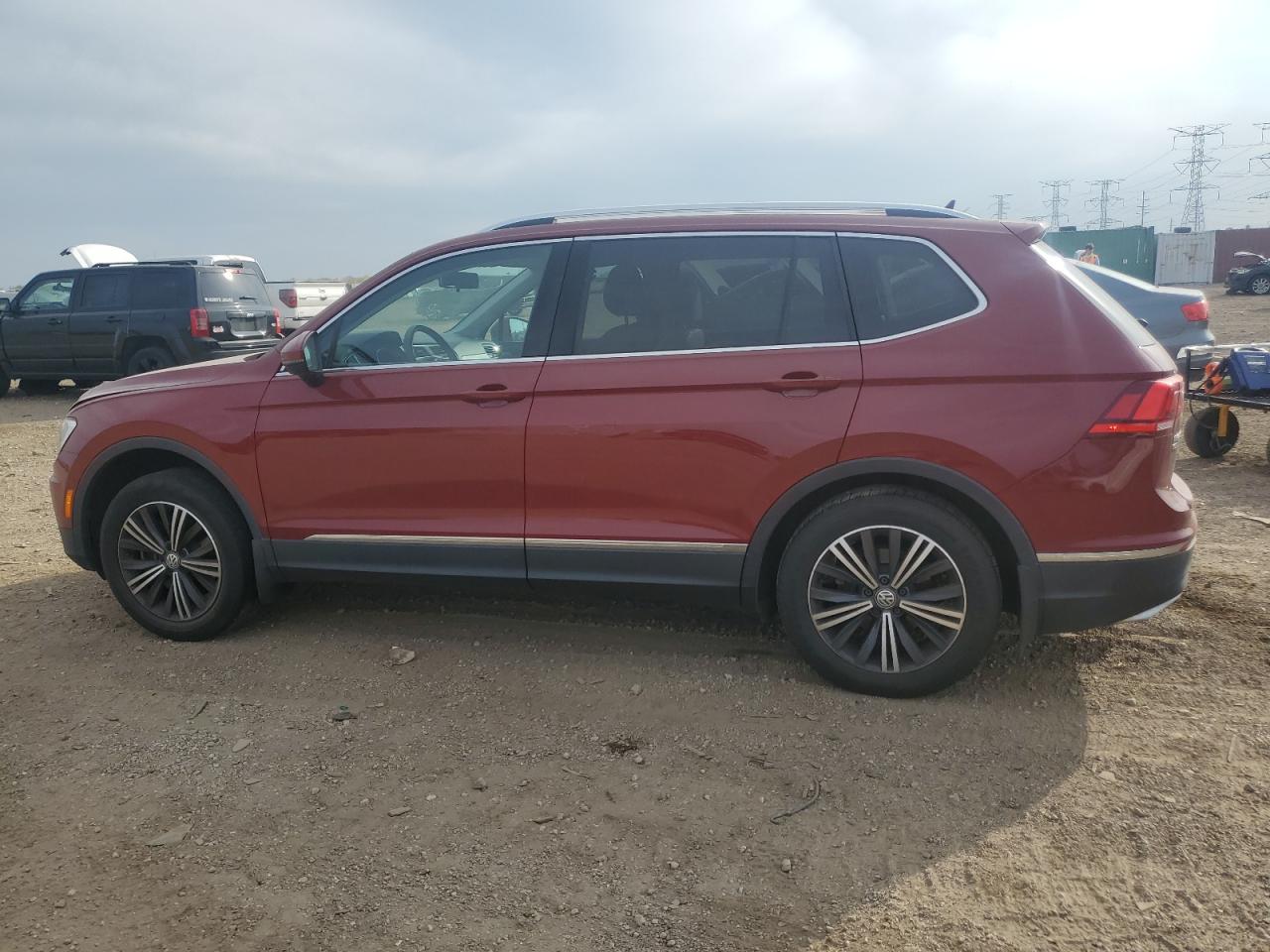 VOLKSWAGEN TIGUAN SE