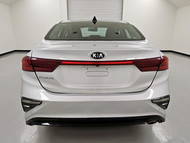 2021 KIA FORTE FE - 3KPF24AD1ME308904