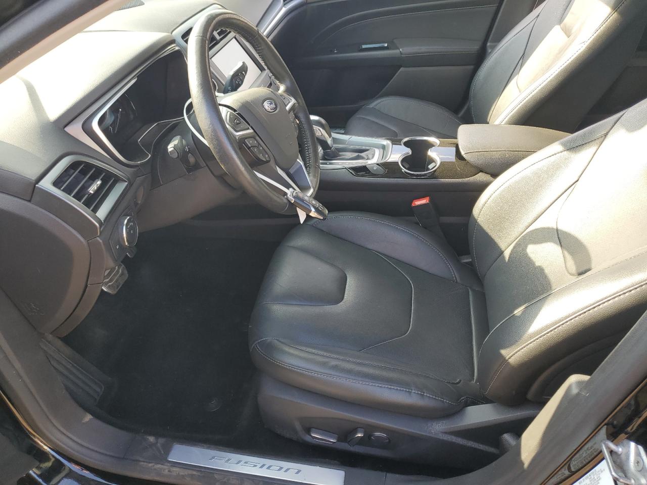 FORD FUSION TITANIUM PHEV