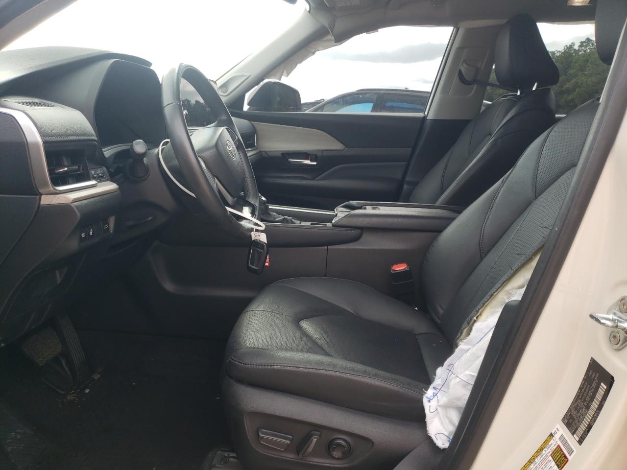 TOYOTA HIGHLANDER XLE