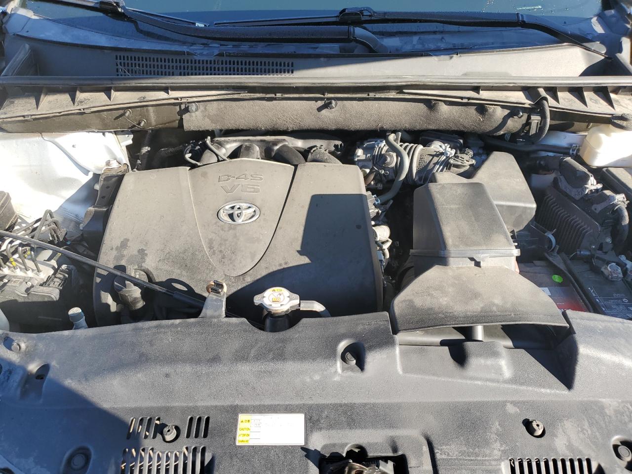 TOYOTA HIGHLANDER LIMITED