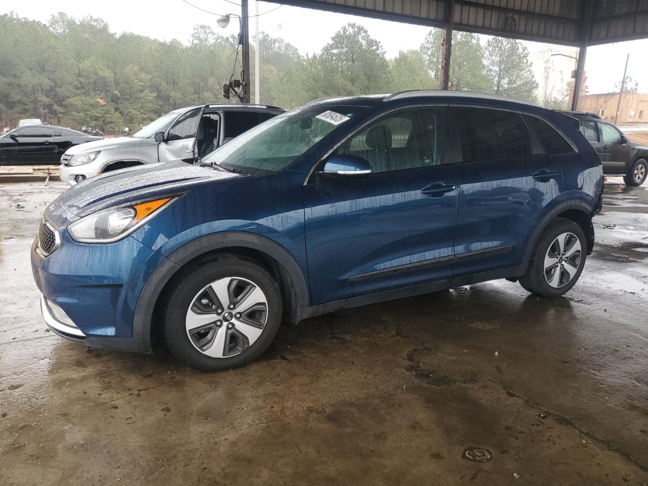 KIA NIRO EX