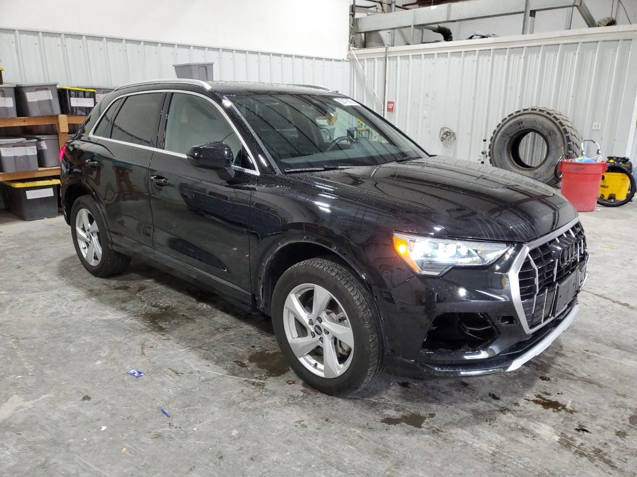 AUDI Q3 PREMIUM 40