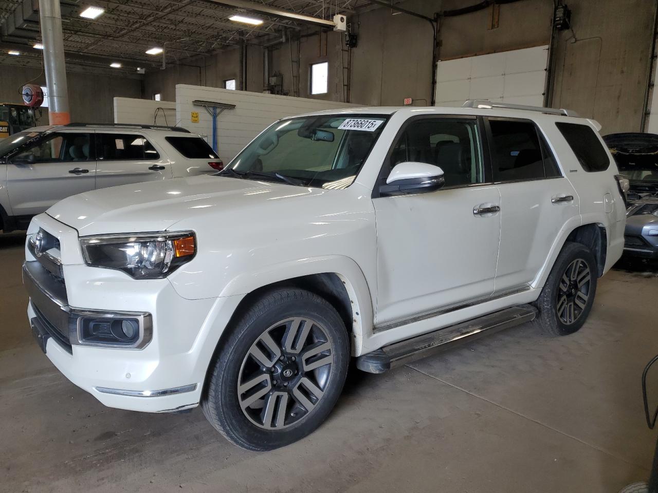TOYOTA 4RUNNER SR5/SR5 PREMIUM