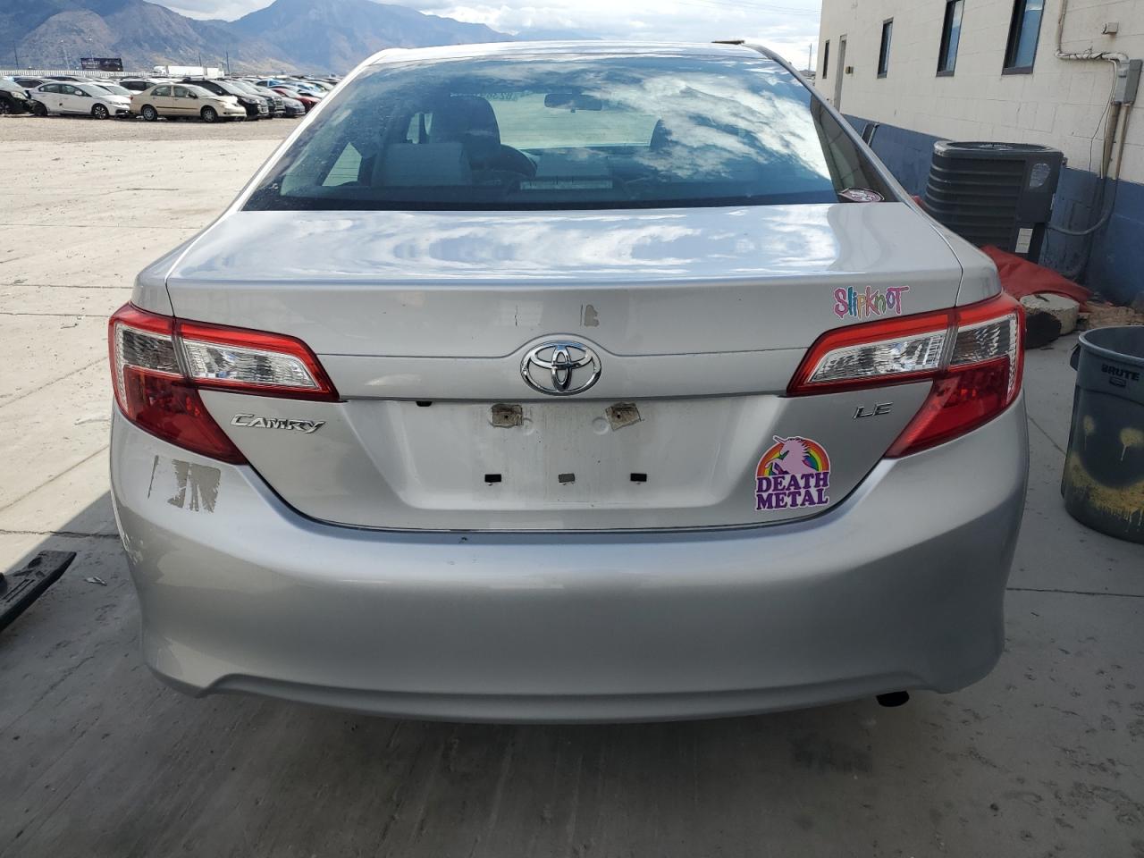 TOYOTA CAMRY L