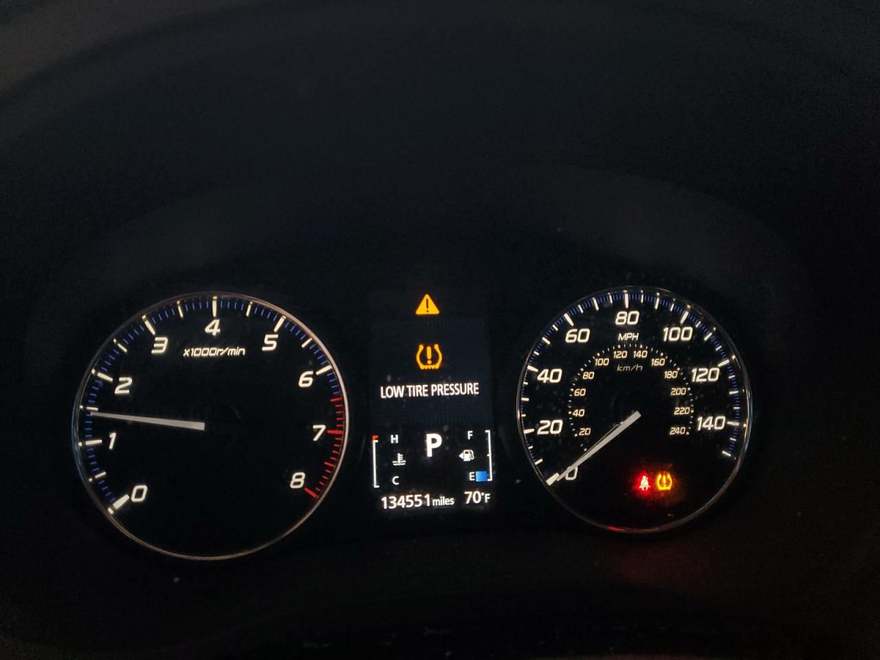 MITSUBISHI OUTLANDER ES