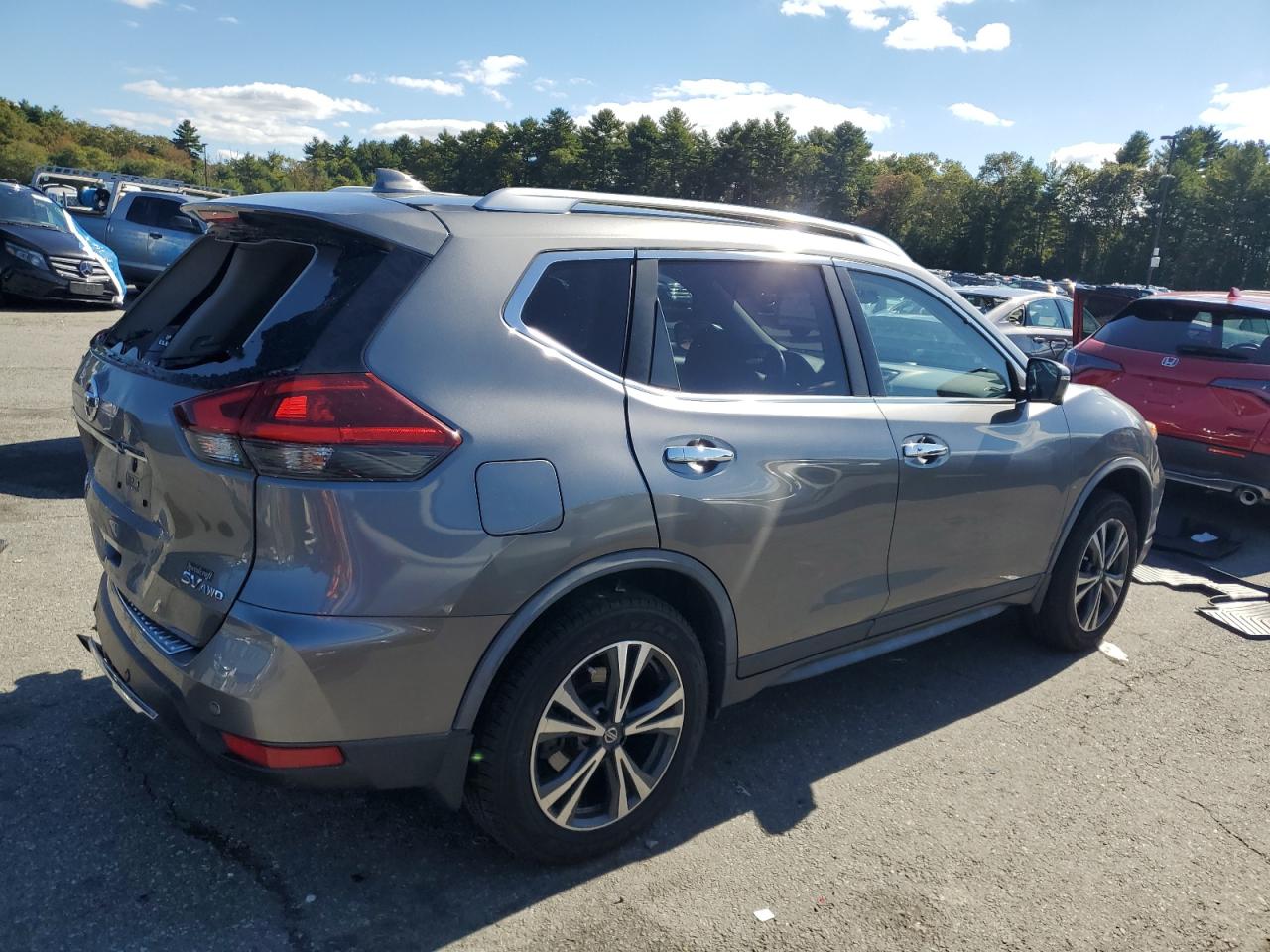 NISSAN ROGUE S
