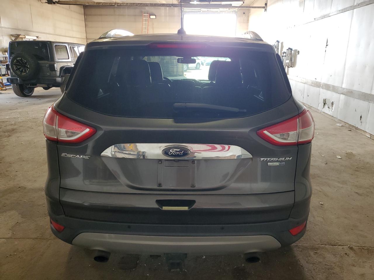 FORD ESCAPE TITANIUM