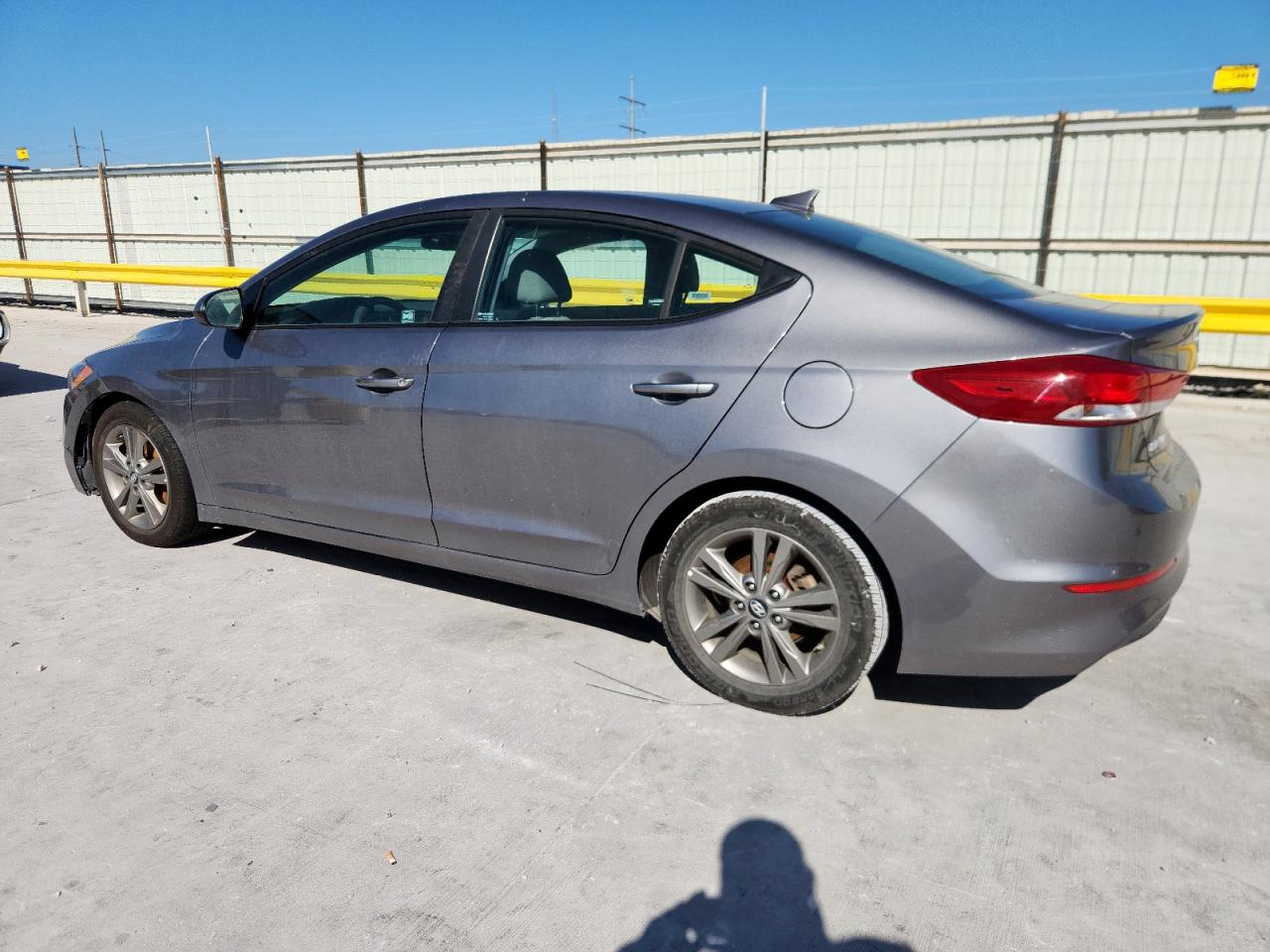 HYUNDAI ELANTRA SEL