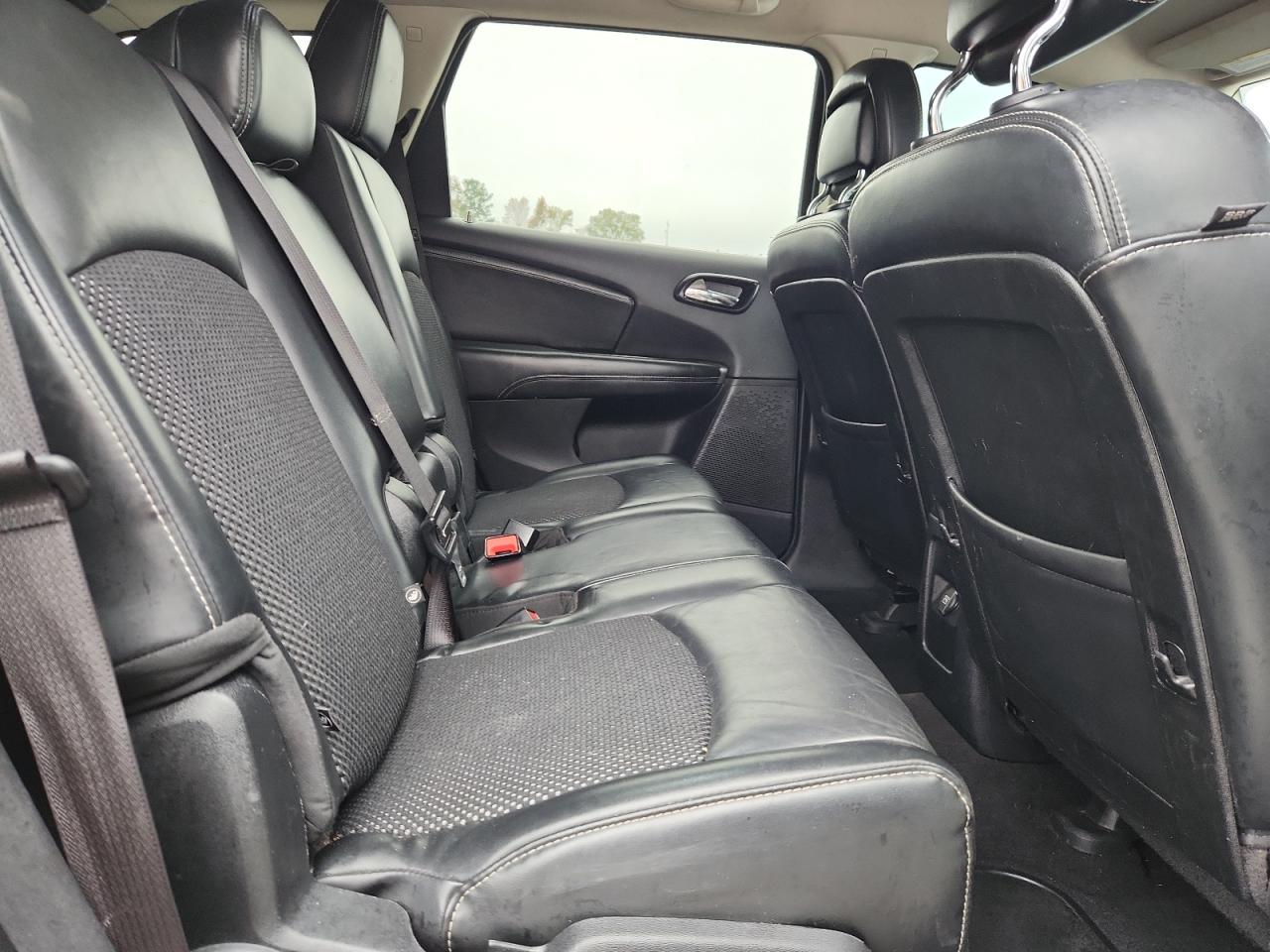 DODGE JOURNEY CROSSROAD