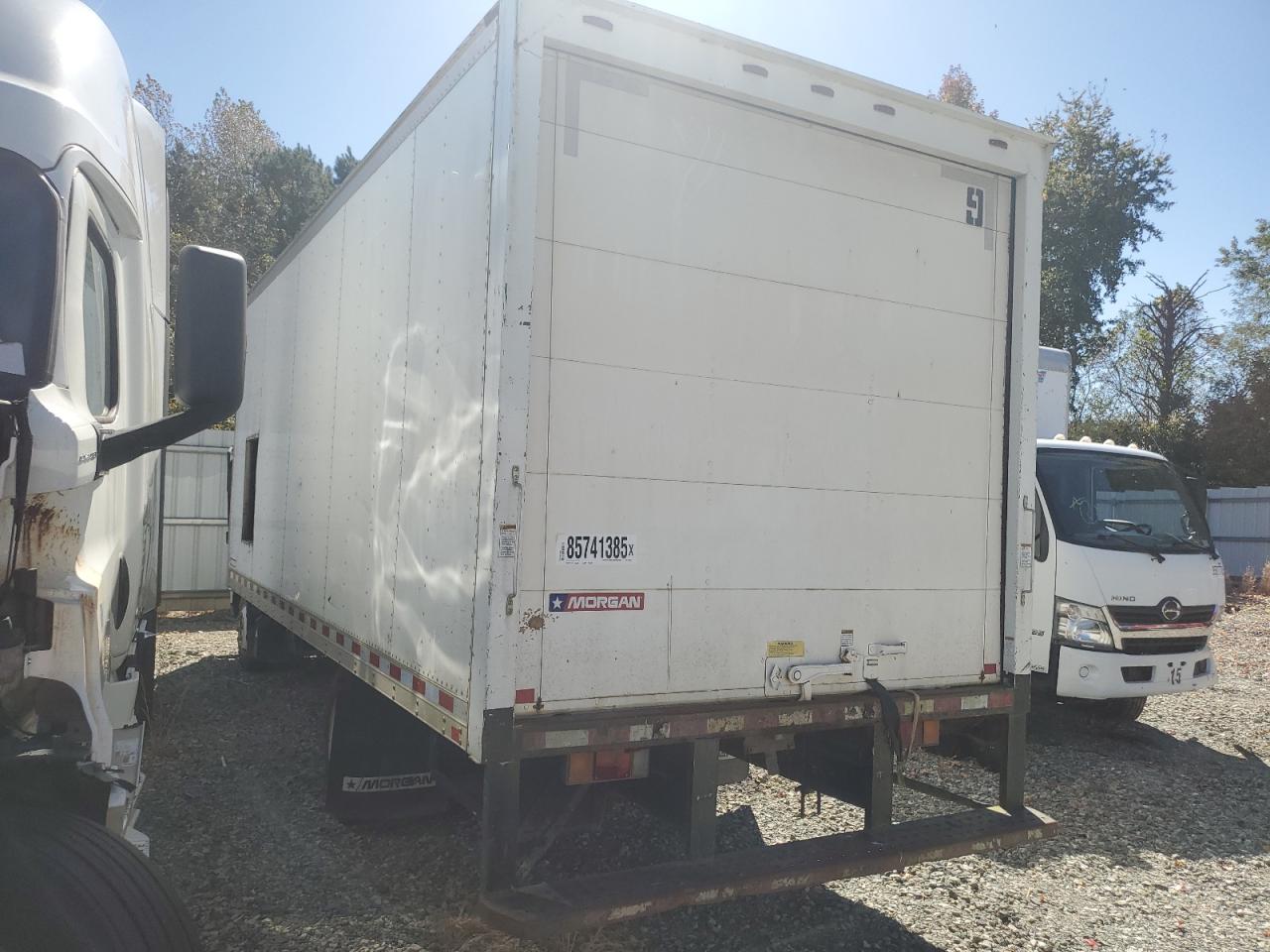 Lot #3281486988 2016 ISUZU NRR