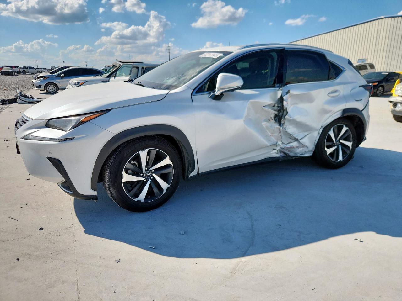 LEXUS NX 300 BASE