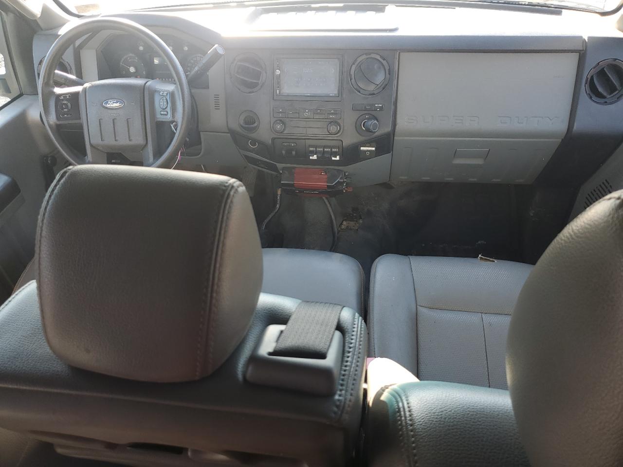 FORD F-450 SUPER DUTY