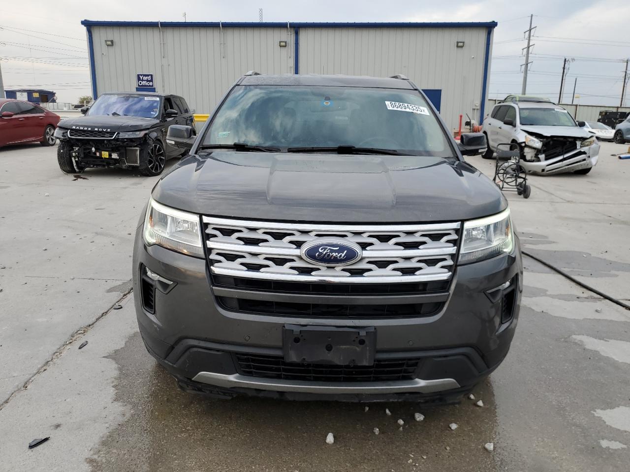 FORD EXPLORER XLT