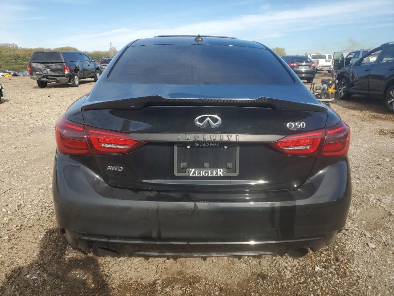 INFINITI Q50 LUXE