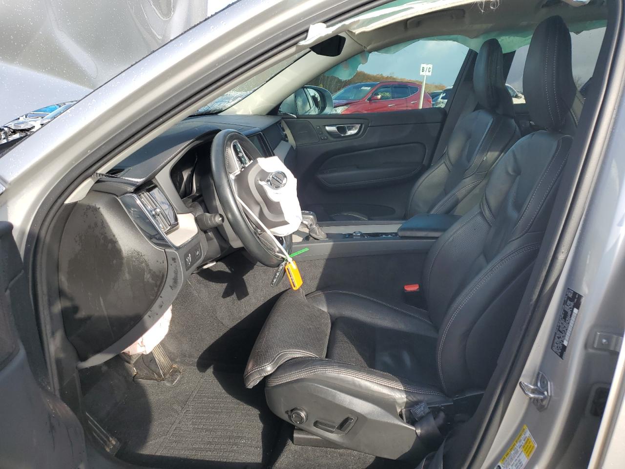 VOLVO XC60 T5 INSCRIPTION