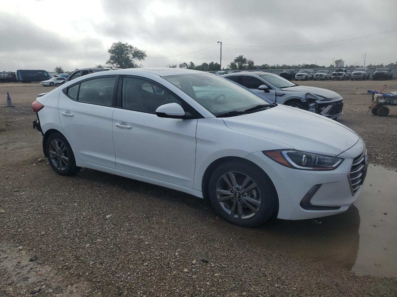HYUNDAI ELANTRA SEL