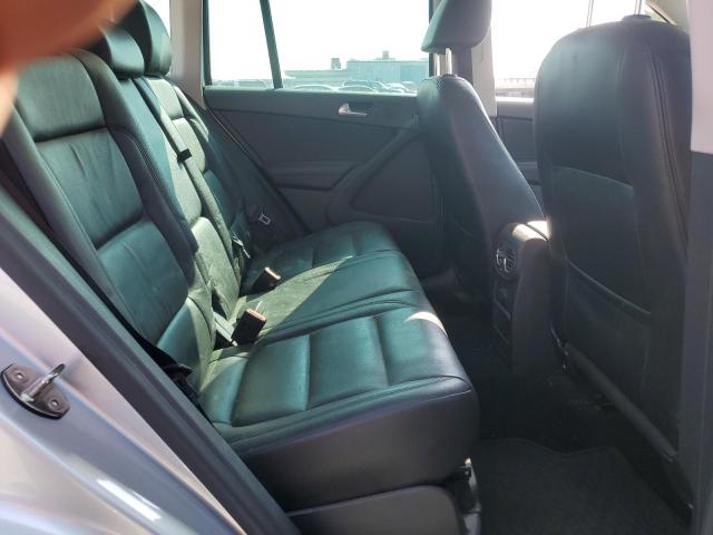 2017 VOLKSWAGEN TIGUAN SPO WVGTV7AX7HK030966