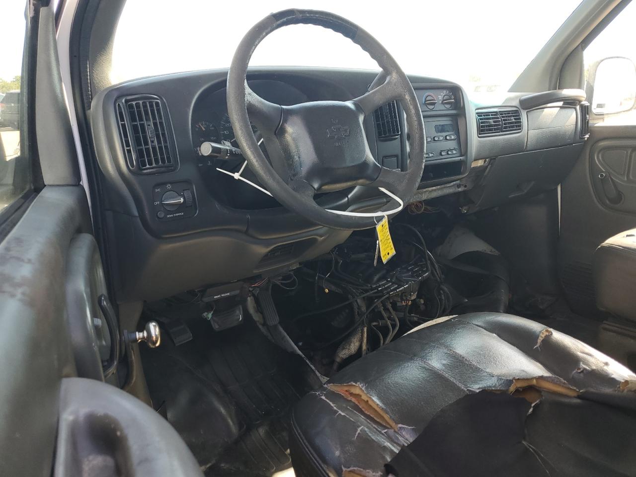 Lot #3277235940 2002 CHEVROLET EXPRESS G2