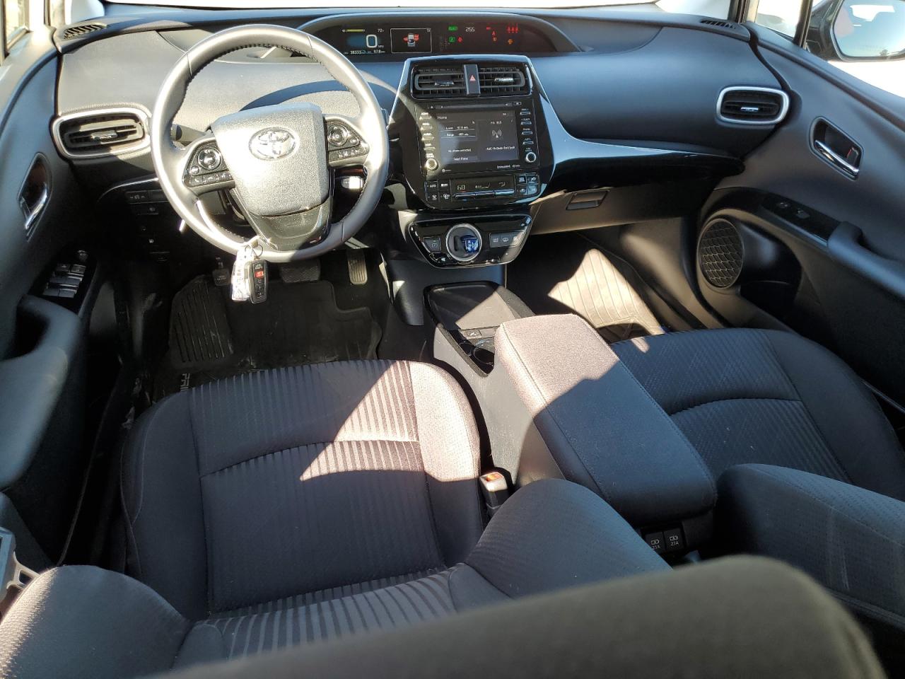 TOYOTA PRIUS PRIME LE