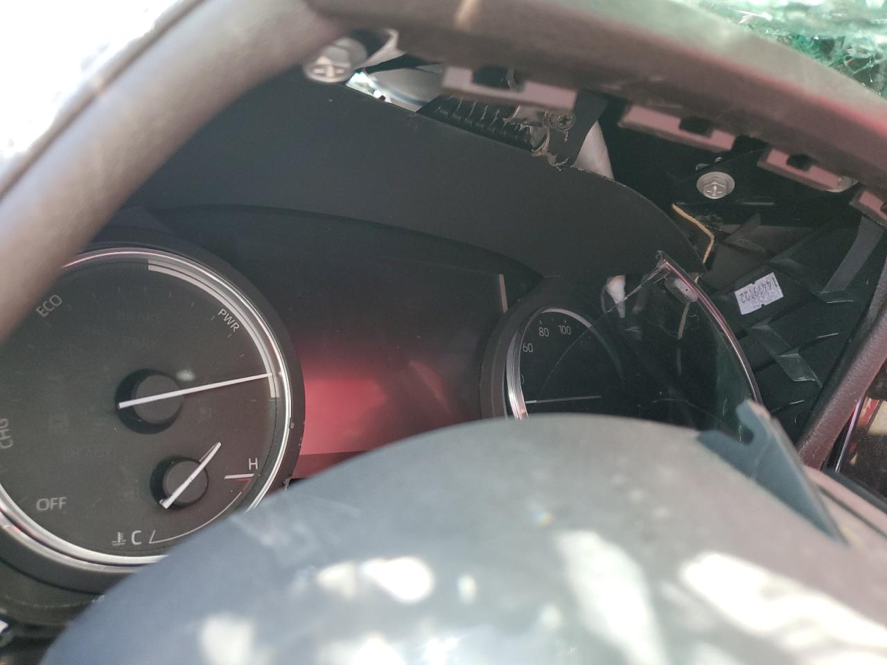 TOYOTA SIENNA LIMITED