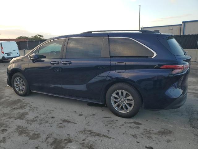 2022 TOYOTA SIENNA LE 5TDKRKEC2NS120514